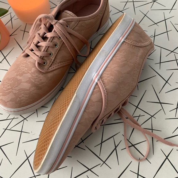 VANS rose lace shoes - Picture 5 of 8